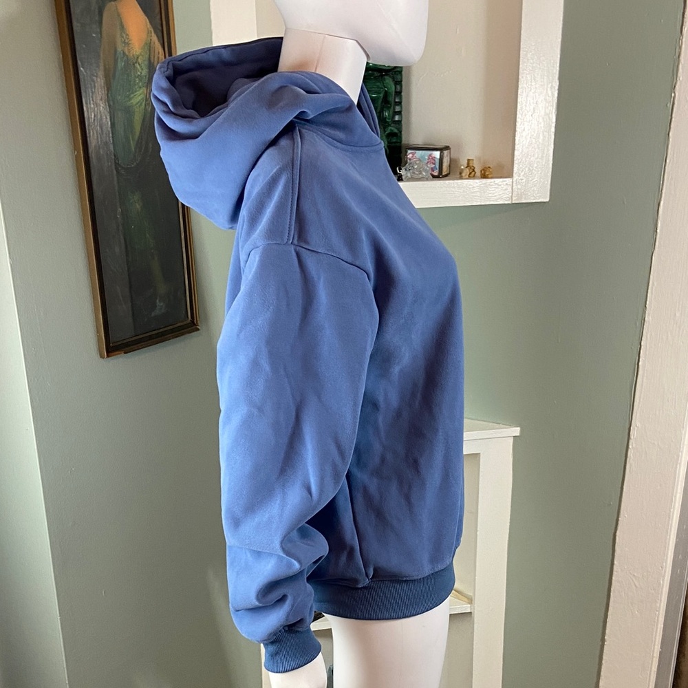 White Fox Boutique Ocean Blue Offstage Hoodie S/M sweatshirt - Picture 6 of 12